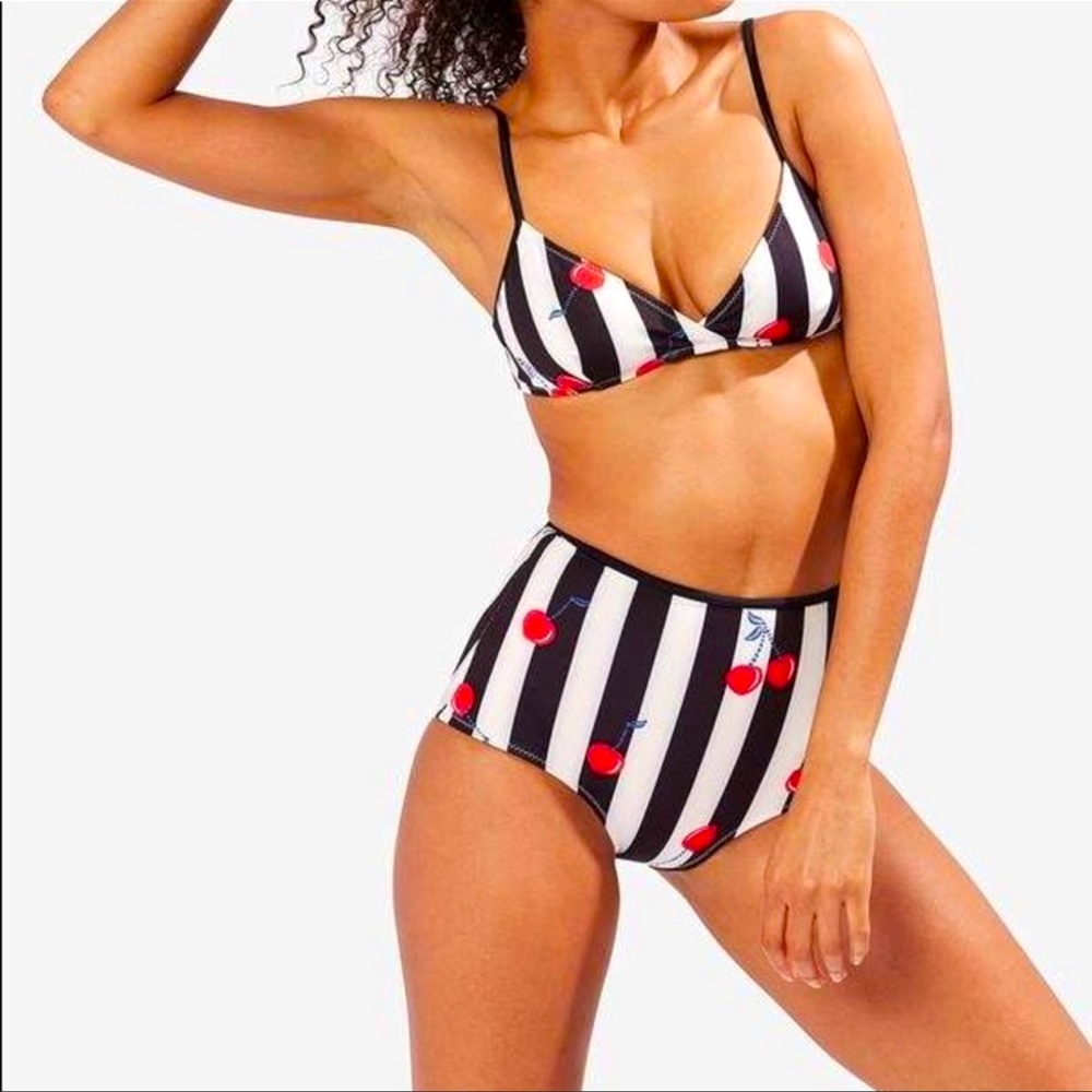 Solid & Striped The Brigitte Cherries Bikini Top … - image 1